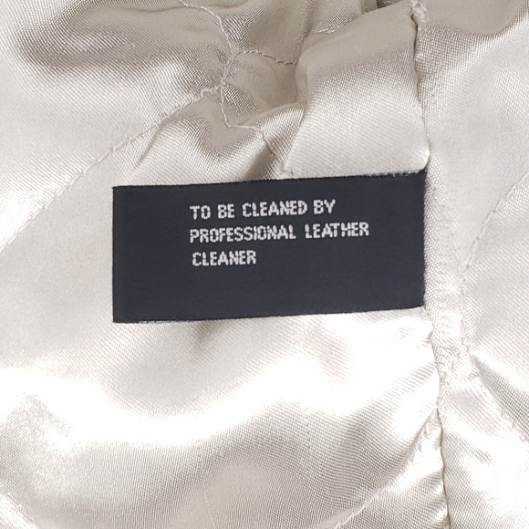 Bubble Well Women's Leather Embossed Fur Jacket Hoodie Medium - Picture 16 of 16